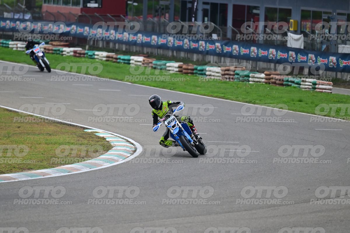 SUPERMOTO 88 · DSH_2275