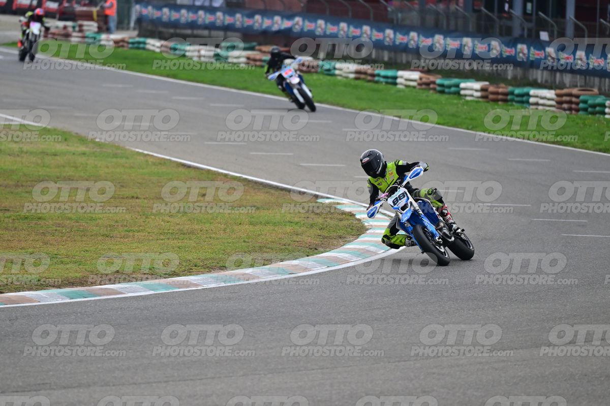 SUPERMOTO 88 · DSH_2276
