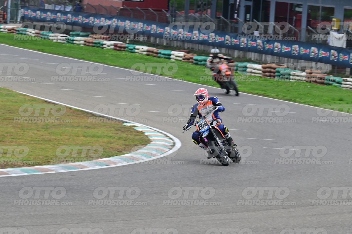 SUPERMOTO 268 · DSH_2345
