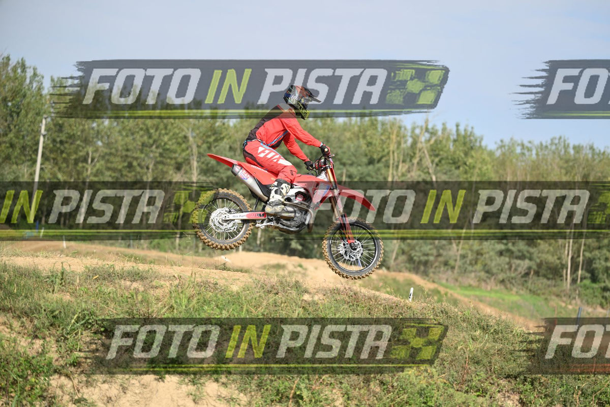 CRF ALL RED - YELLOW ORANGE BLACK HELMET · DSH_2443