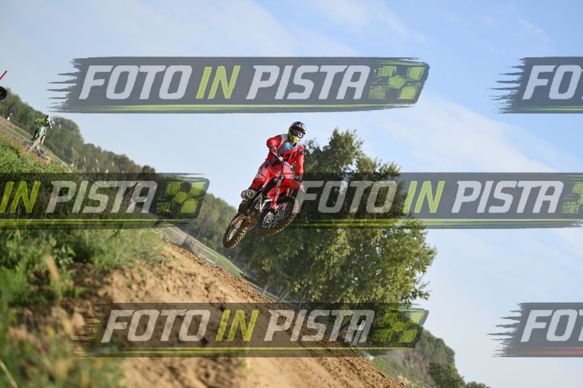 CRF ALL RED - YELLOW ORANGE BLACK HELMET · DSH_2464