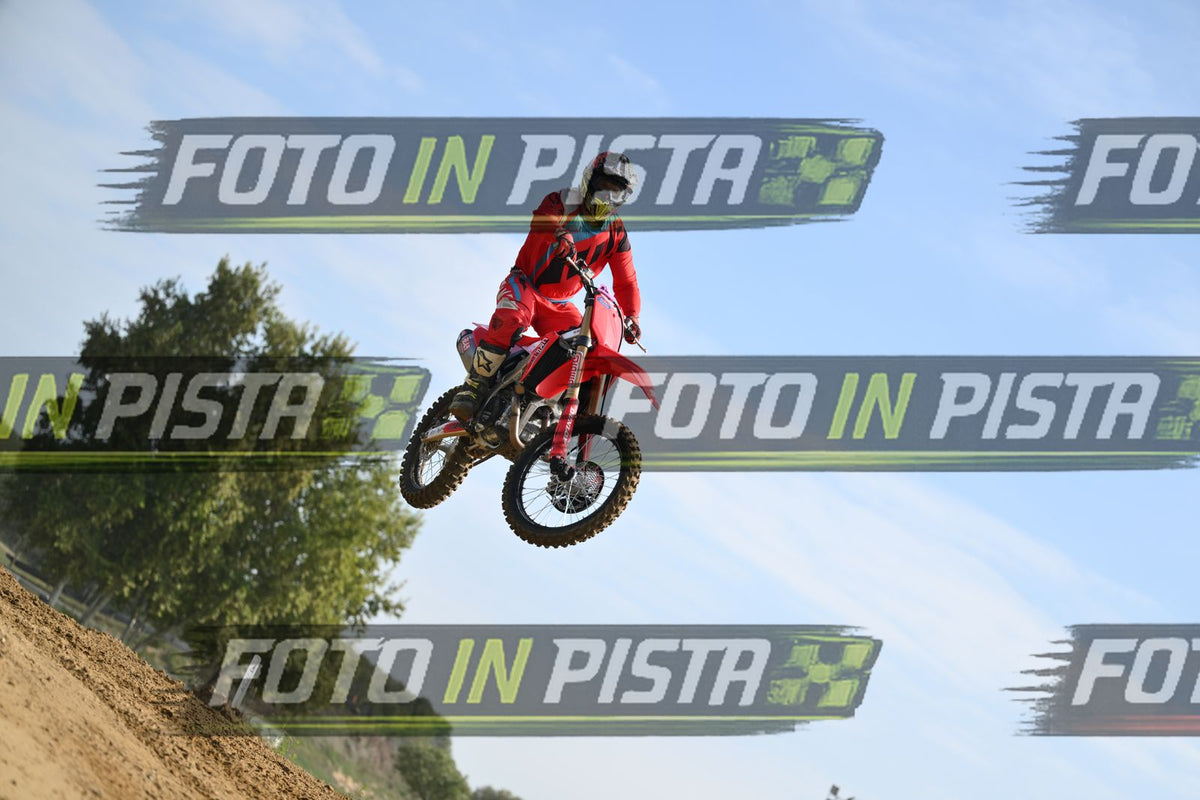 CRF ALL RED - YELLOW ORANGE BLACK HELMET · DSH_2469