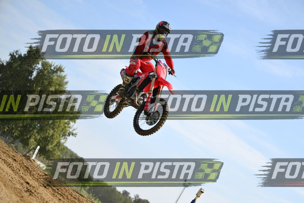 CRF ALL RED - YELLOW ORANGE BLACK HELMET · DSH_2470