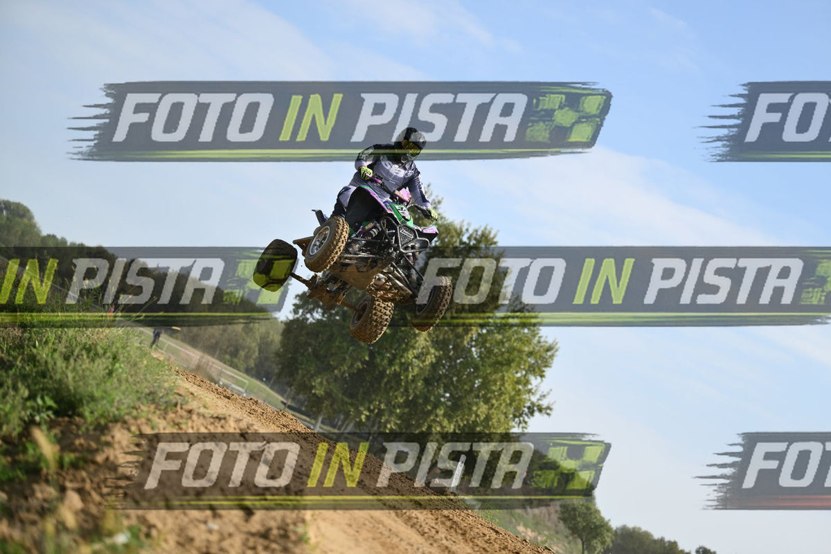 QUAD 37 · DSH_2477