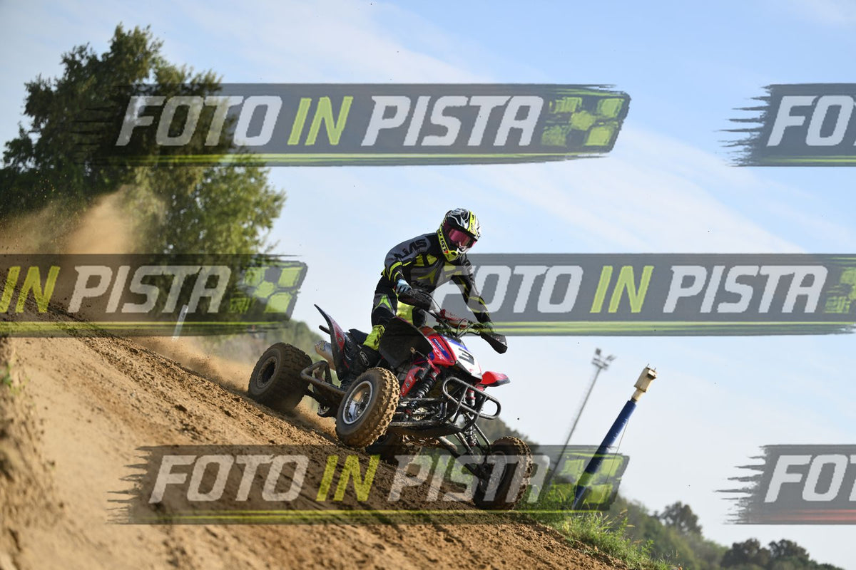 QUAD 3 · DSH_2488