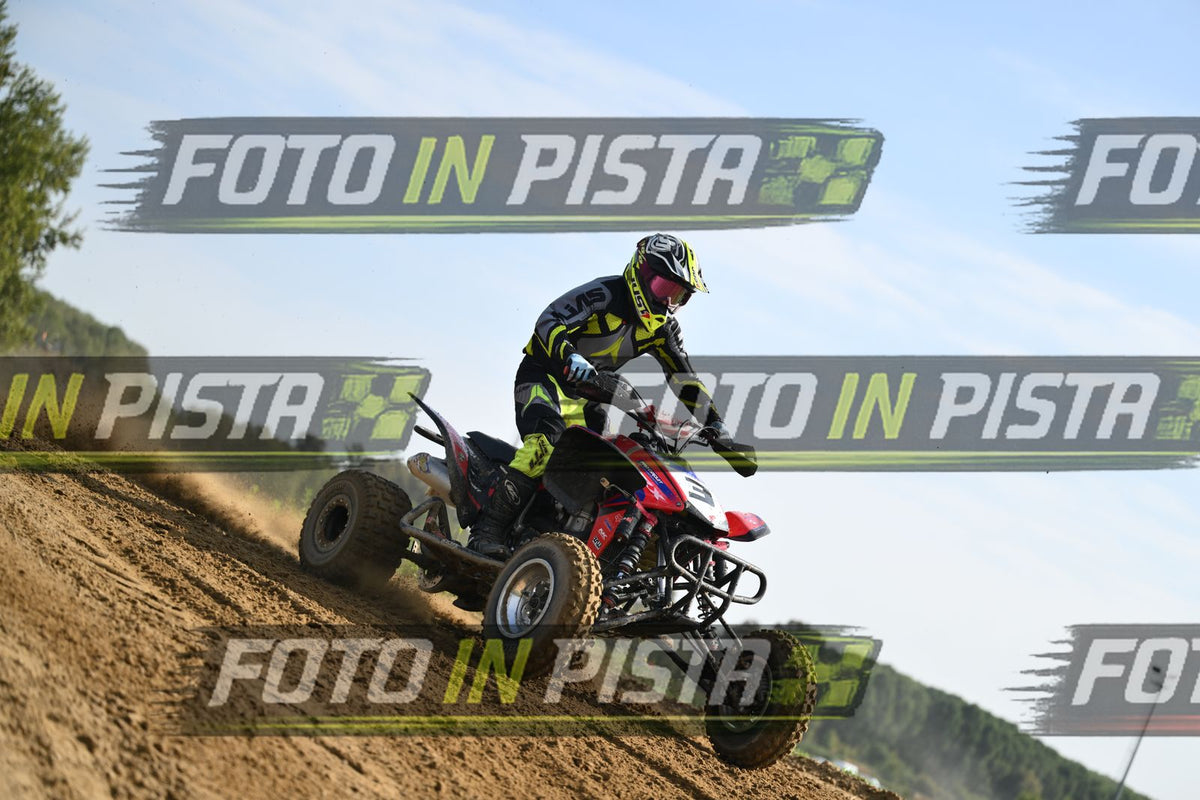 QUAD 3 · DSH_2490
