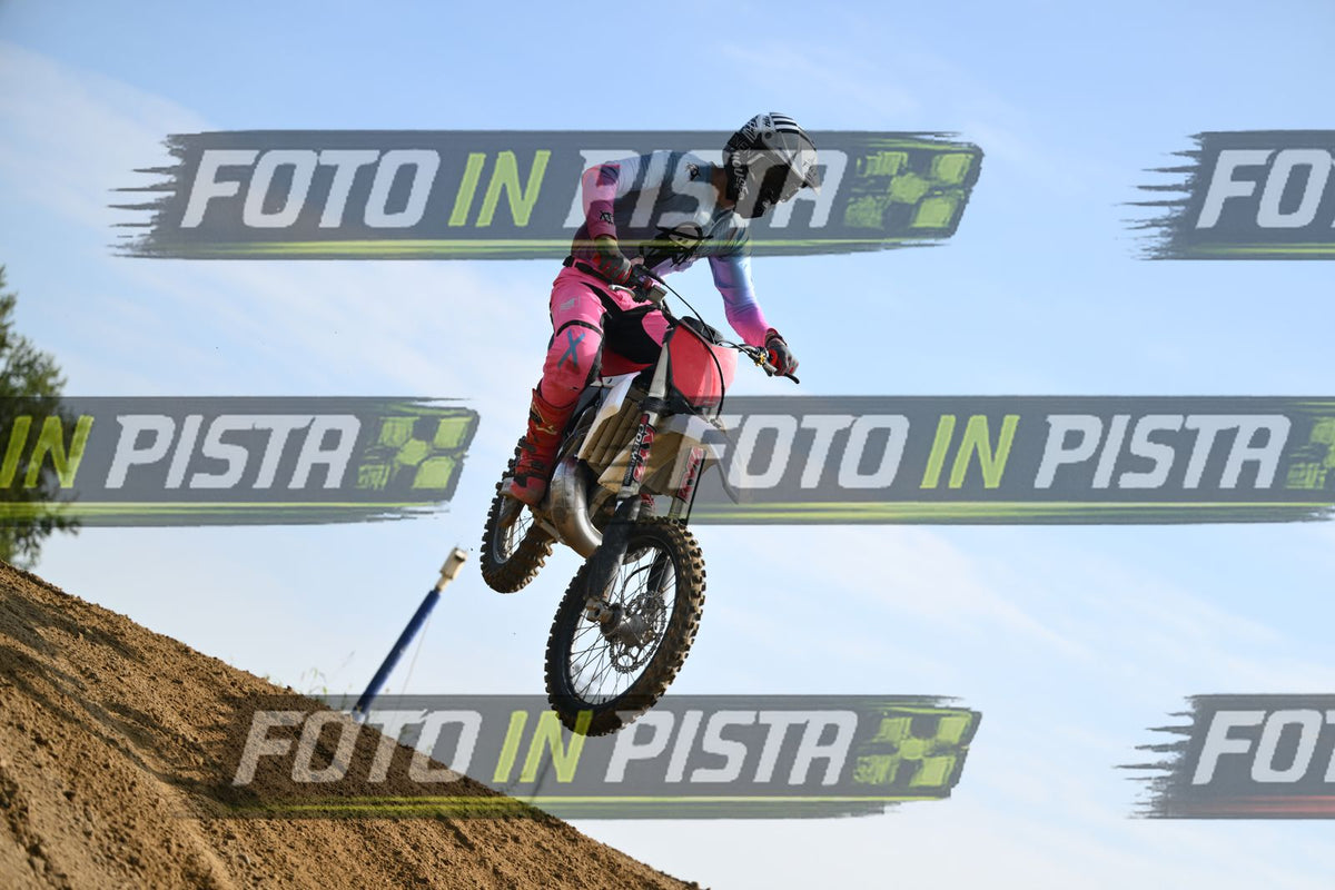 PINK BLUE SUITE - RED WHITE MOTO · DSH_2525