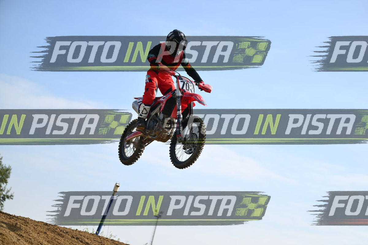 703 · DSH_2551