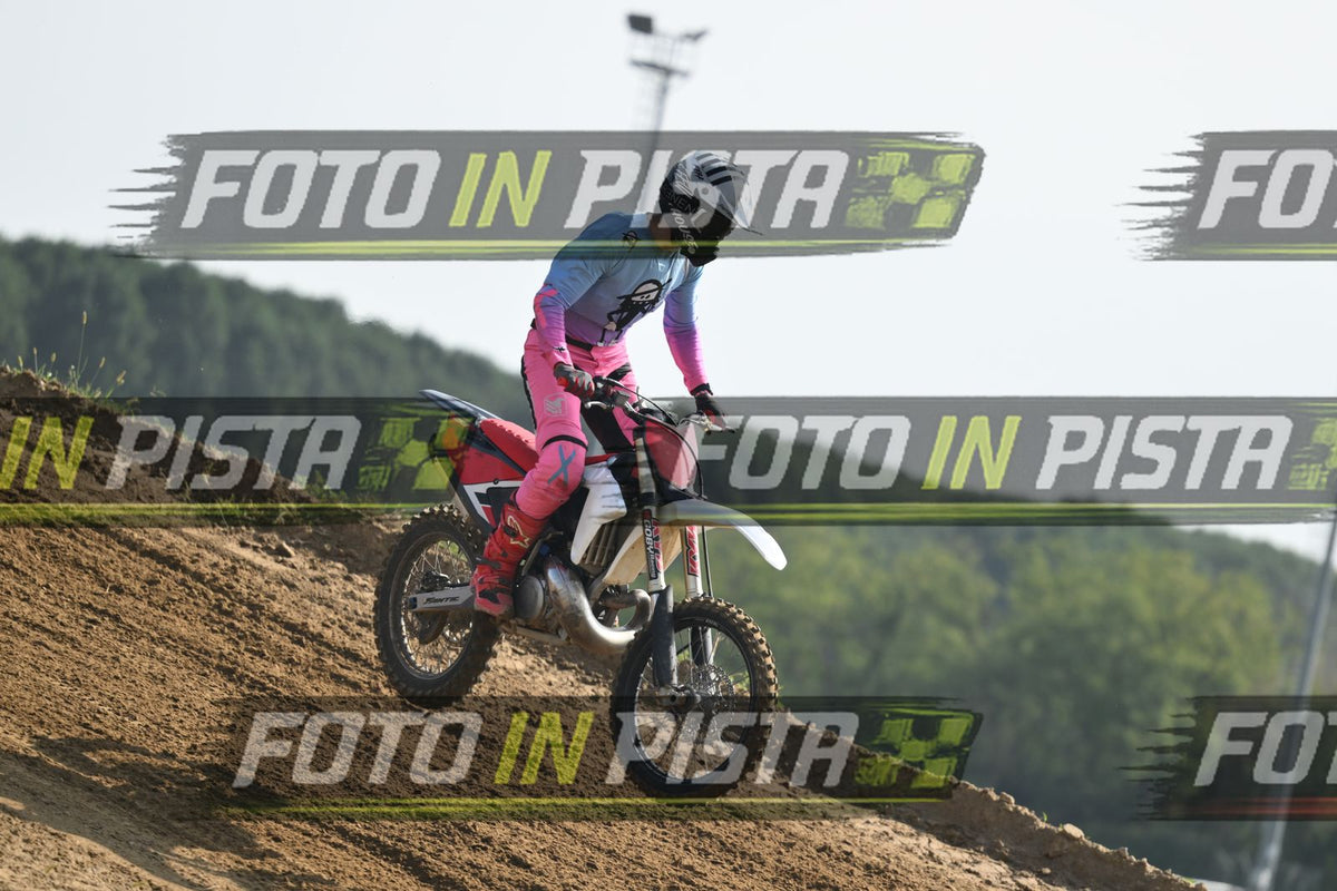 PINK BLUE SUITE - RED WHITE MOTO · DSH_2639