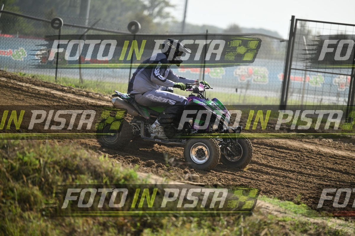 QUAD 37 · DSH_2726