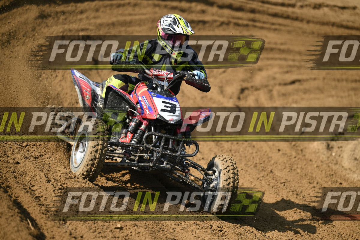 QUAD 3 · DSH_2880