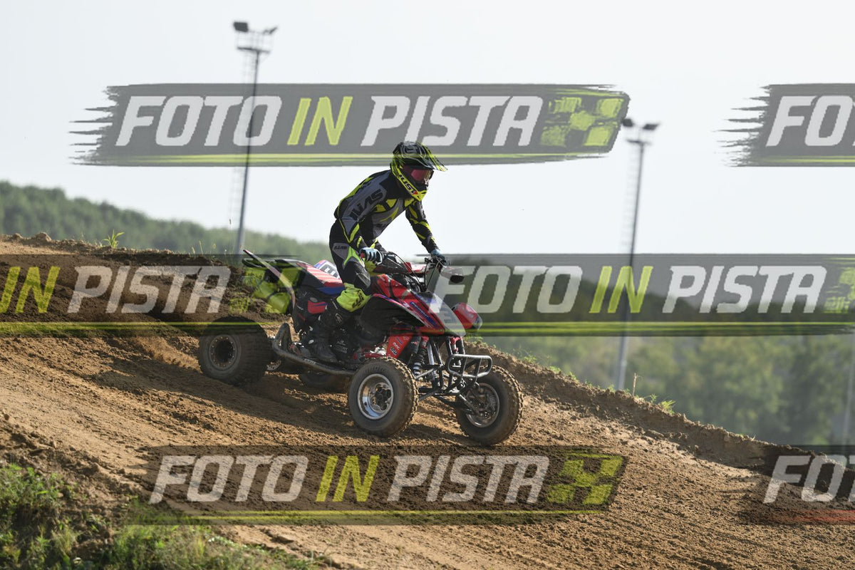 QUAD 3 · DSH_2925