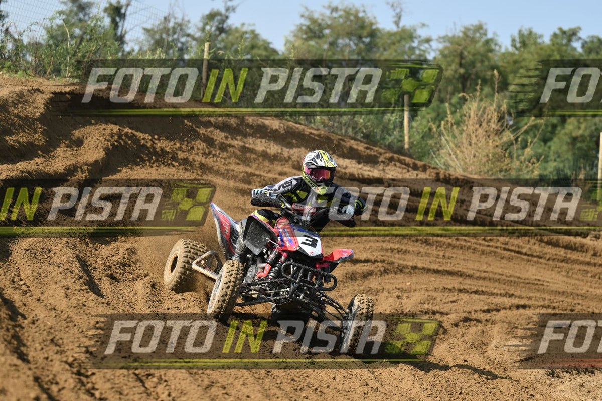QUAD 3 · DSH_3016