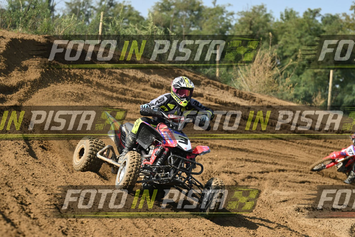 QUAD 3 · DSH_3018
