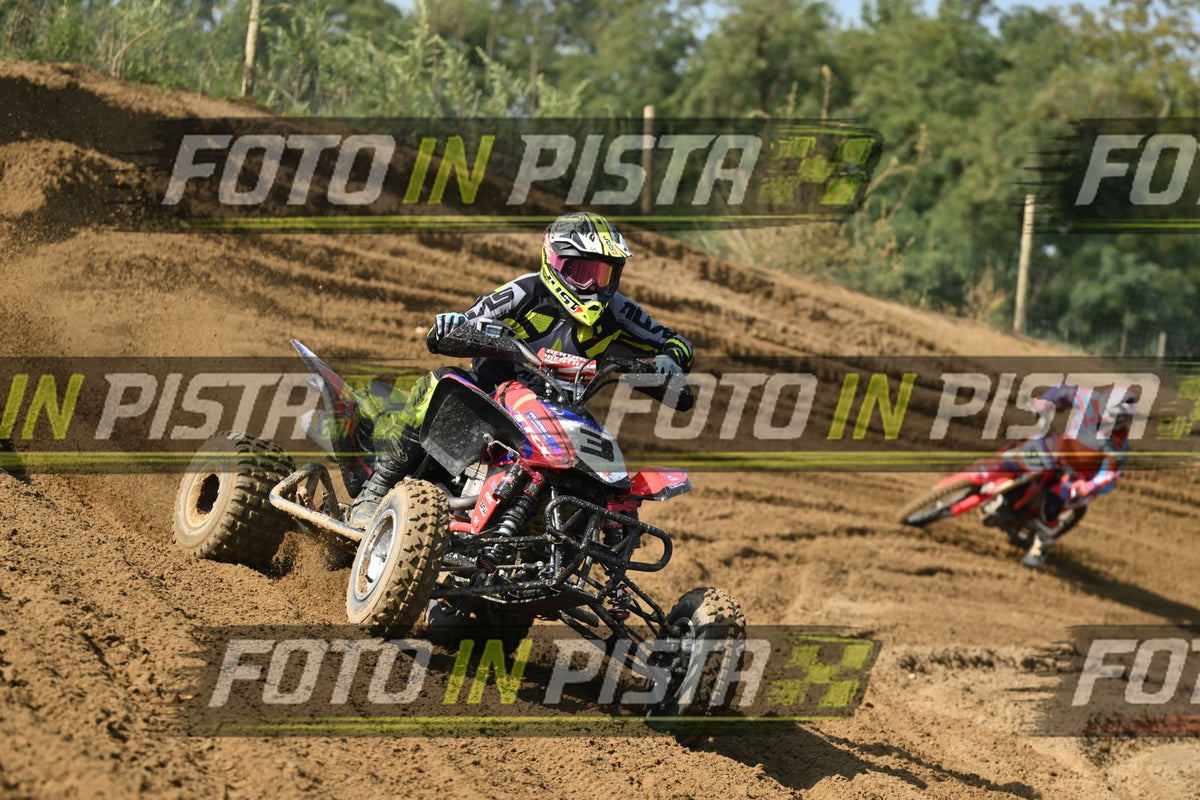 QUAD 3 · DSH_3019