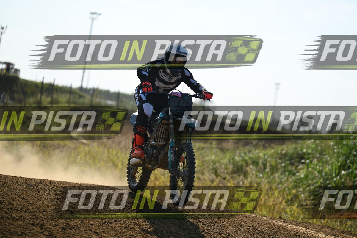 108 · DSH_3035