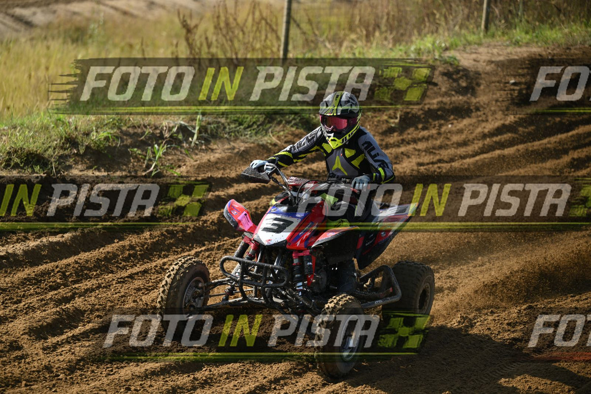 QUAD 3 · DSH_3142