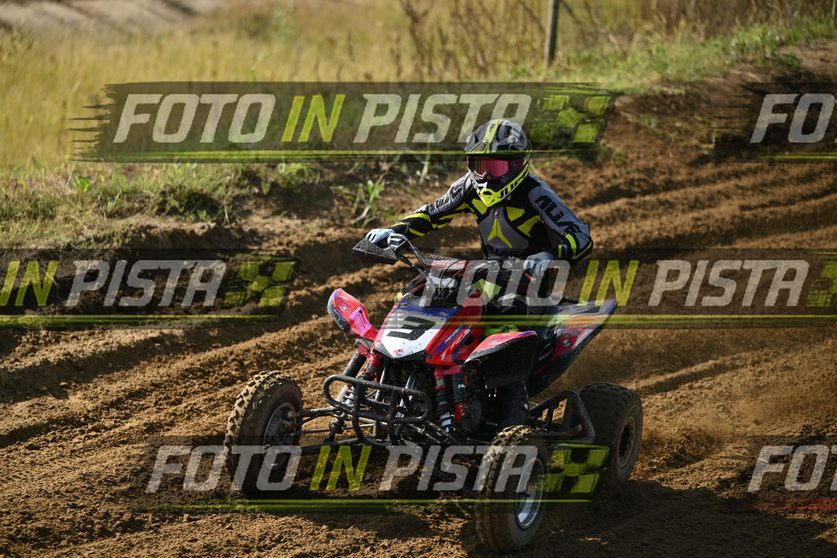 QUAD 3 · DSH_3143
