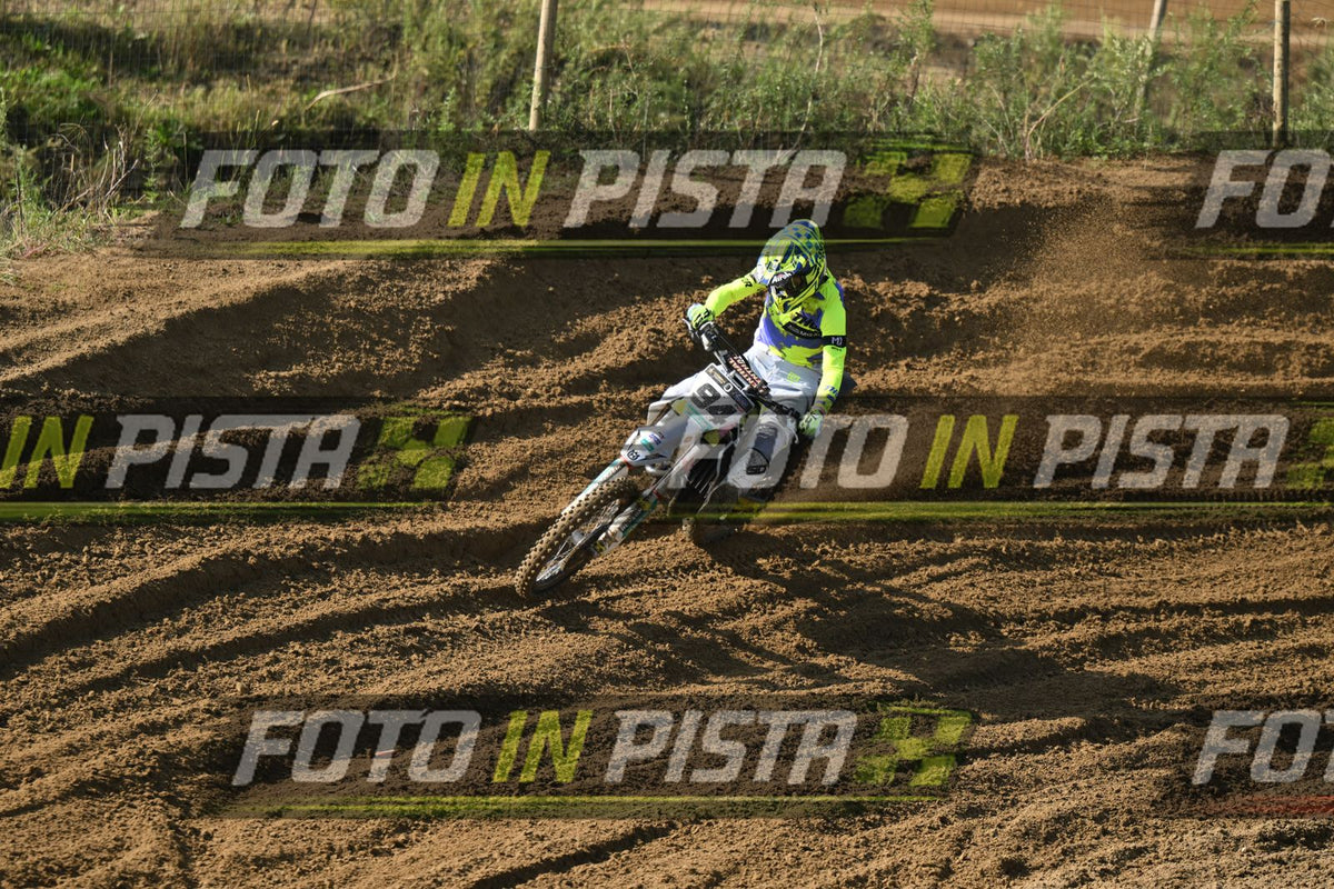 94 · DSH_3268