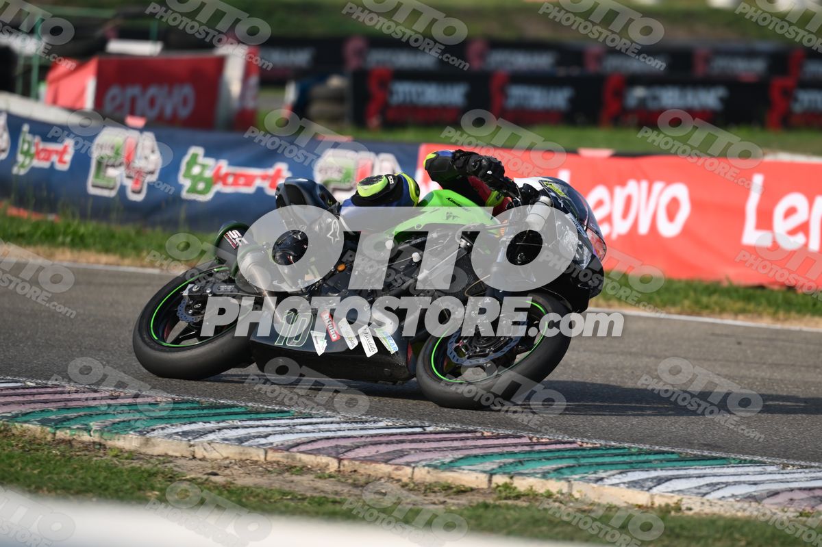SUPERMOTO 10 · DSH_3348