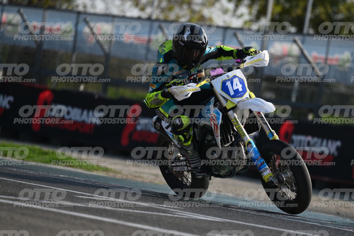 SUPERMOTO 14 · DSH_3365
