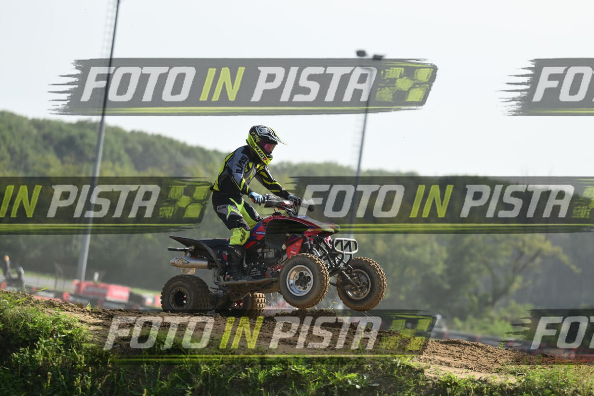 QUAD 3 · DSH_3372