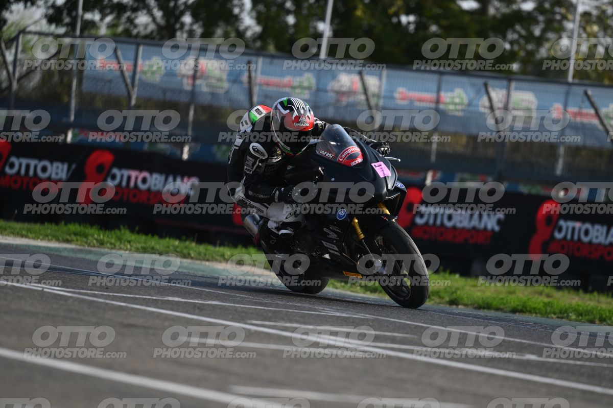 SUPERMOTO 68 · DSH_3373