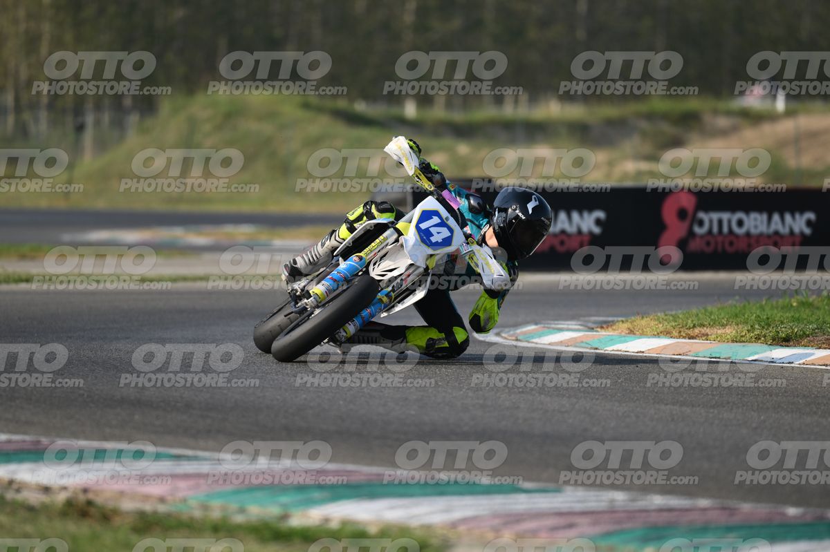 SUPERMOTO 14 · DSH_3395