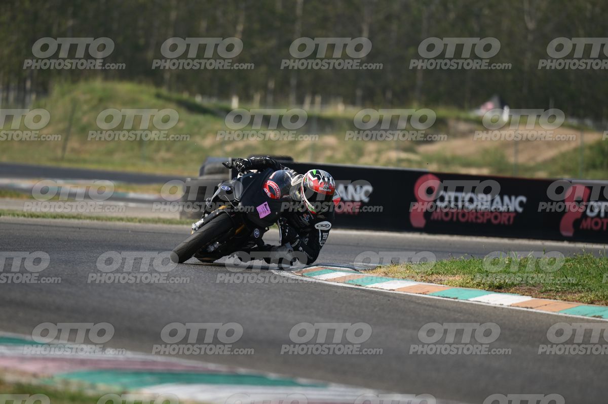 SUPERMOTO 68 · DSH_3405