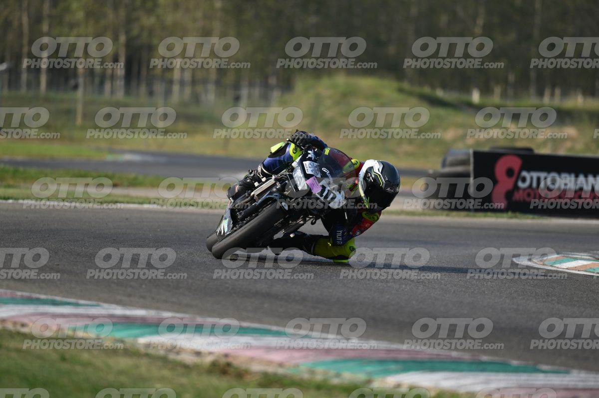 SUPERMOTO 10 · DSH_3420