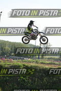 82 · DSH_3432