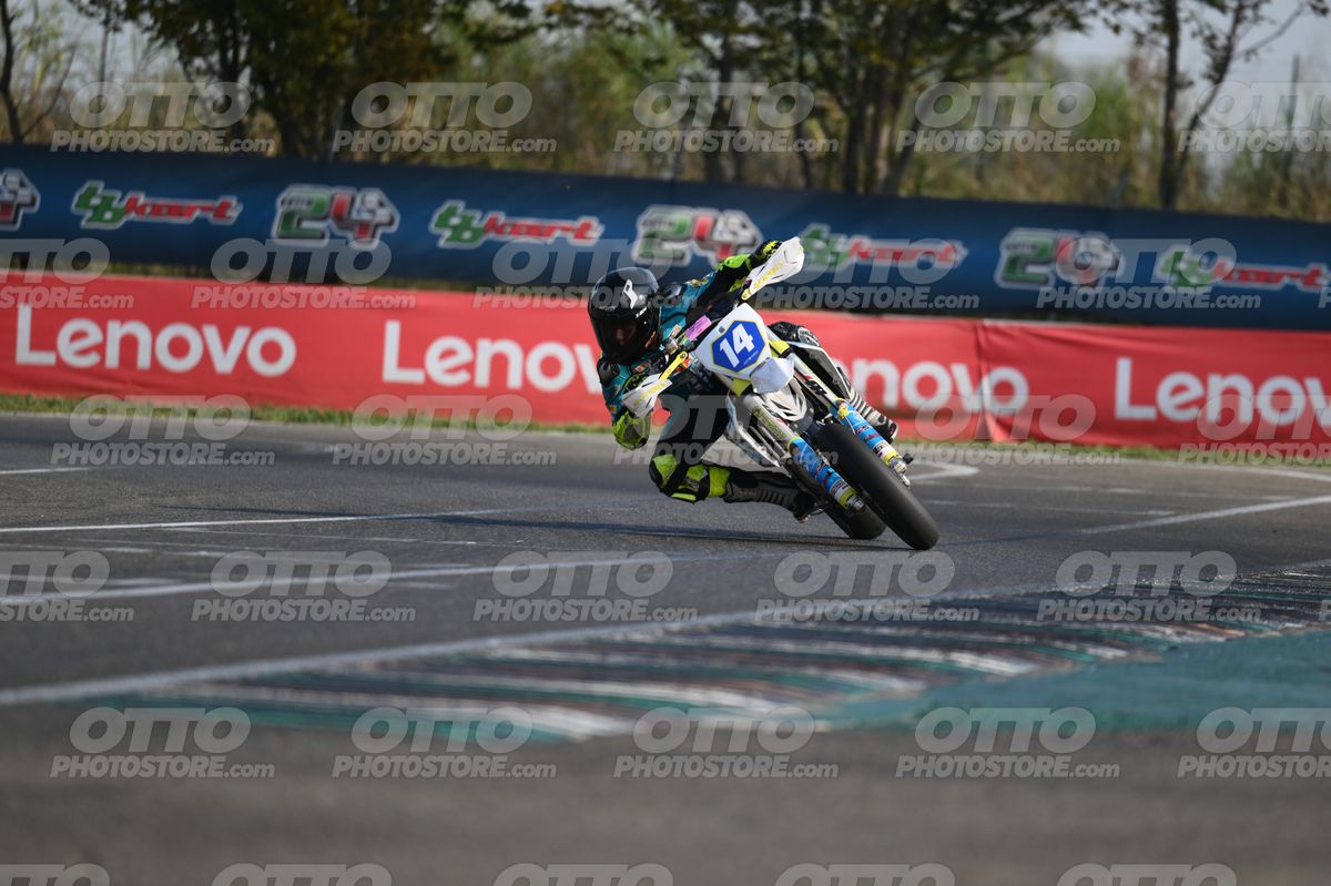 SUPERMOTO 14 · DSH_3442