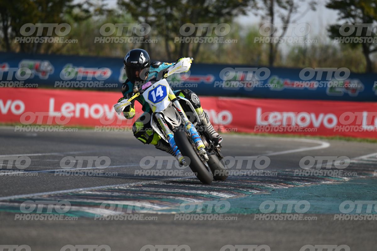 SUPERMOTO 14 · DSH_3448