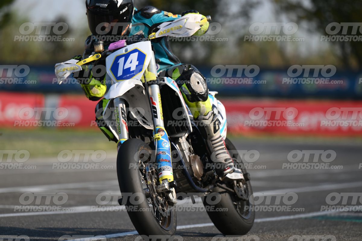 SUPERMOTO 14 · DSH_3455