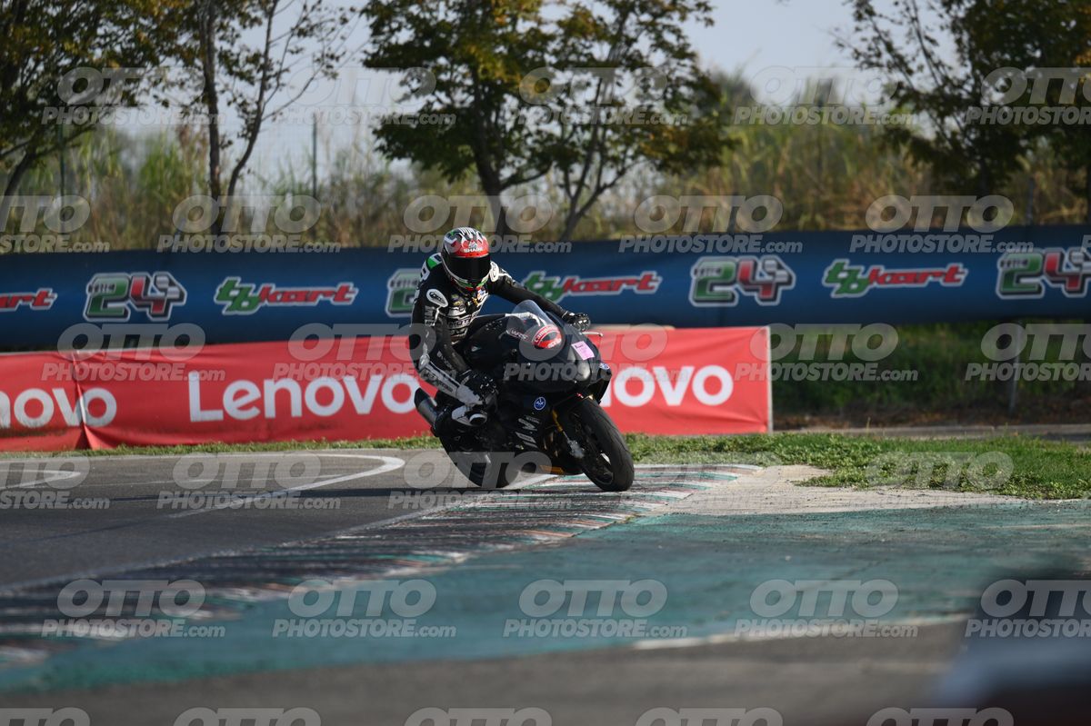 SUPERMOTO 68 · DSH_3457