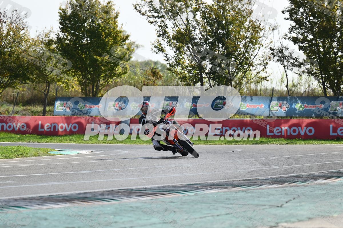 SUPERMOTO 83 · DSH_3504