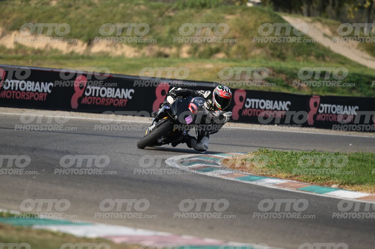 SUPERMOTO 68 · DSH_3505