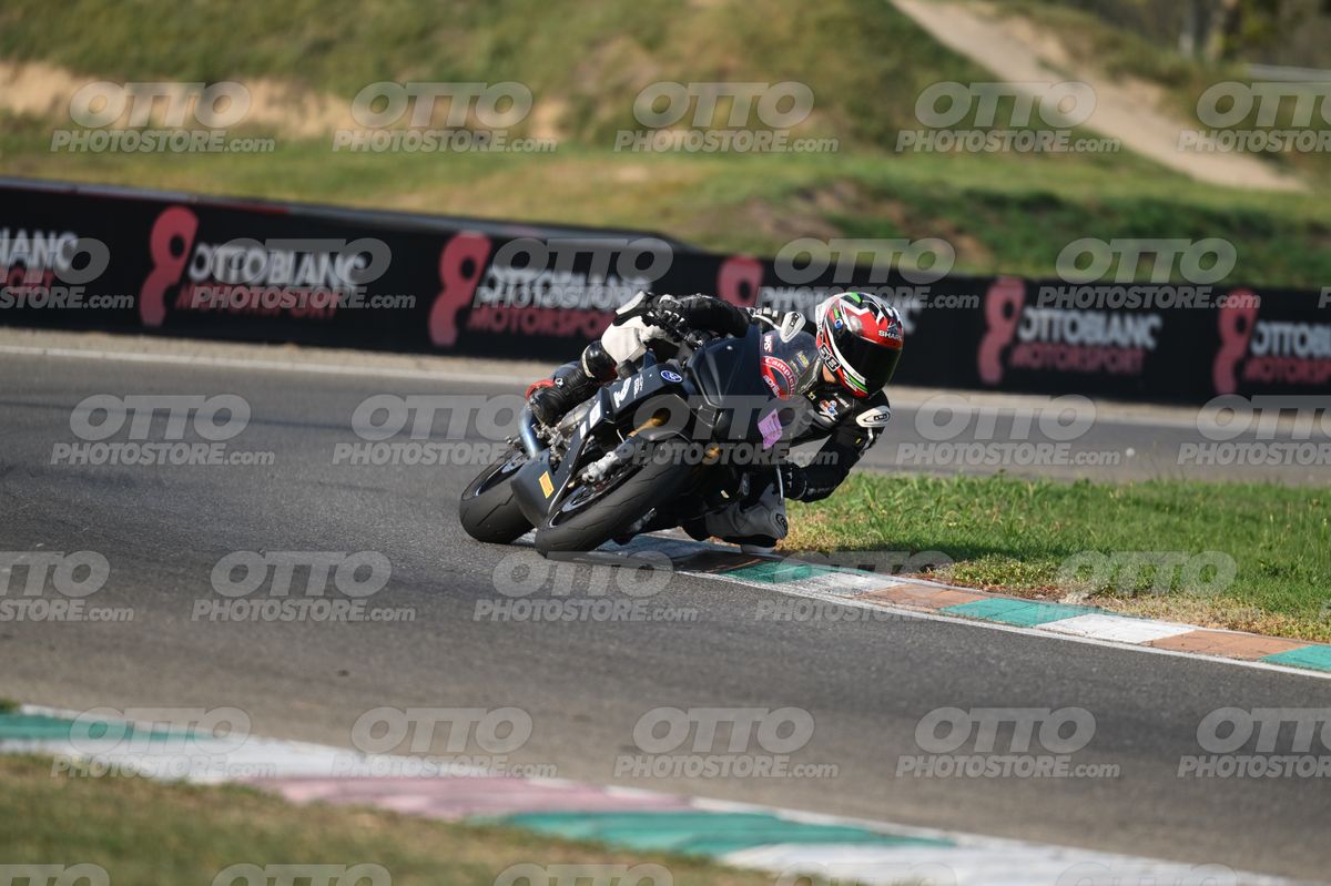 SUPERMOTO 68 · DSH_3509