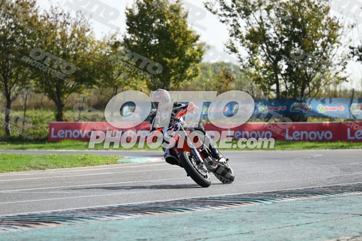 SUPERMOTO 83 · DSH_3510
