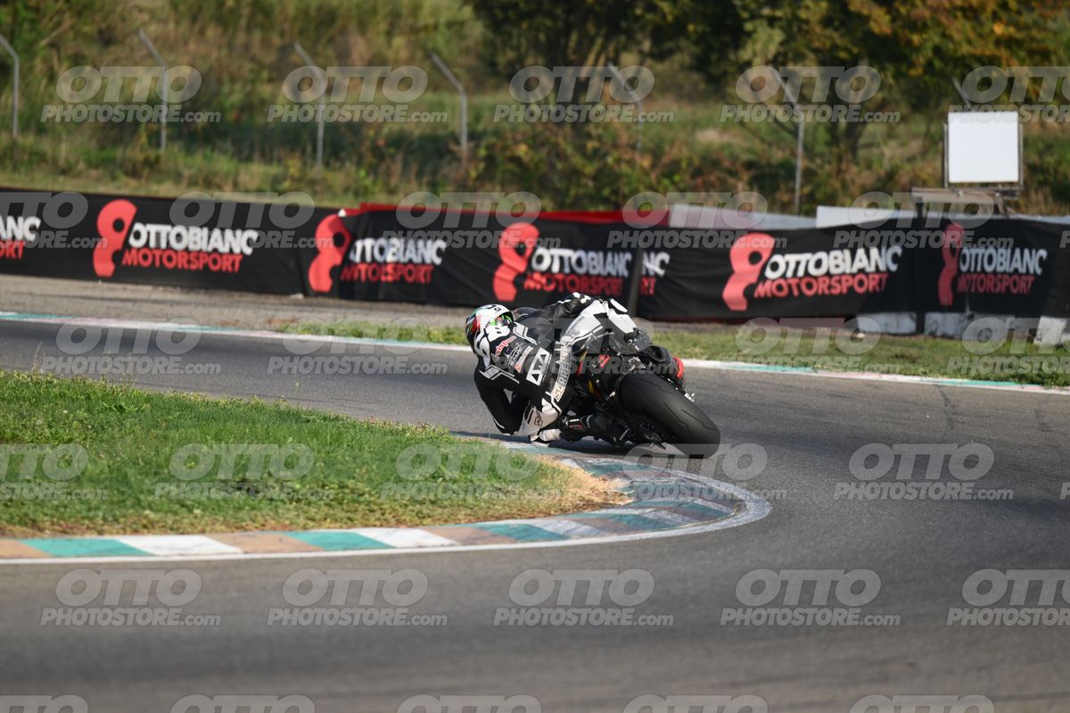 SUPERMOTO 68 · DSH_3516