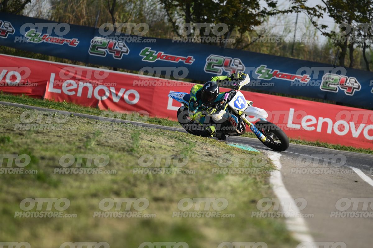 SUPERMOTO 14 · DSH_3519