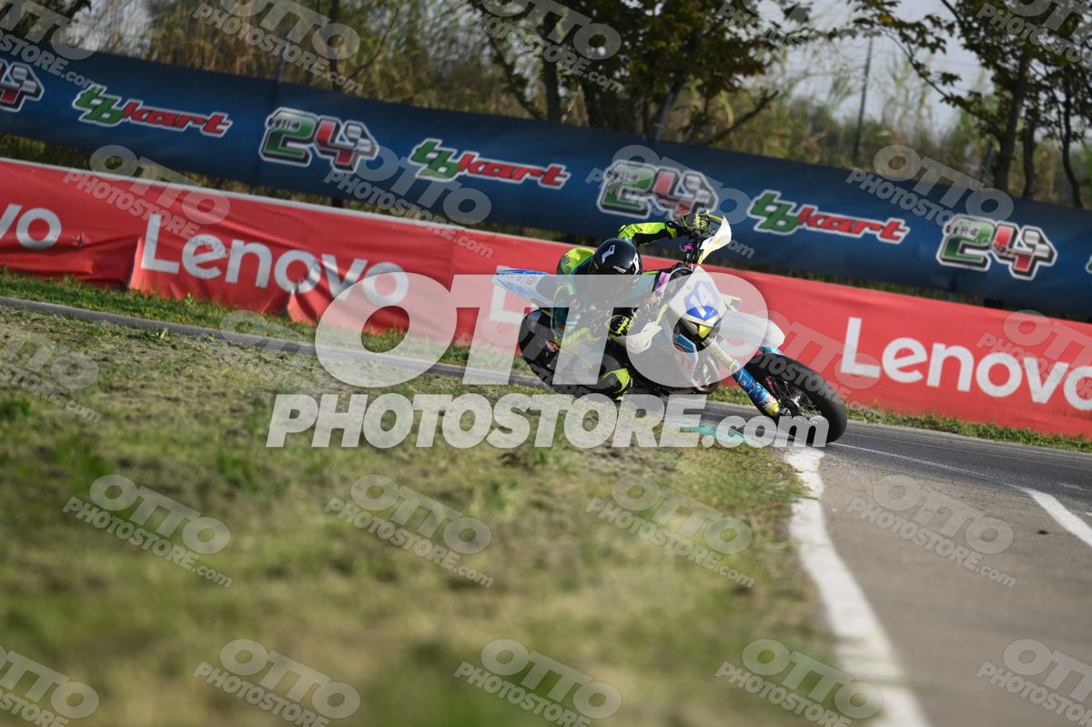 SUPERMOTO 14 · DSH_3519