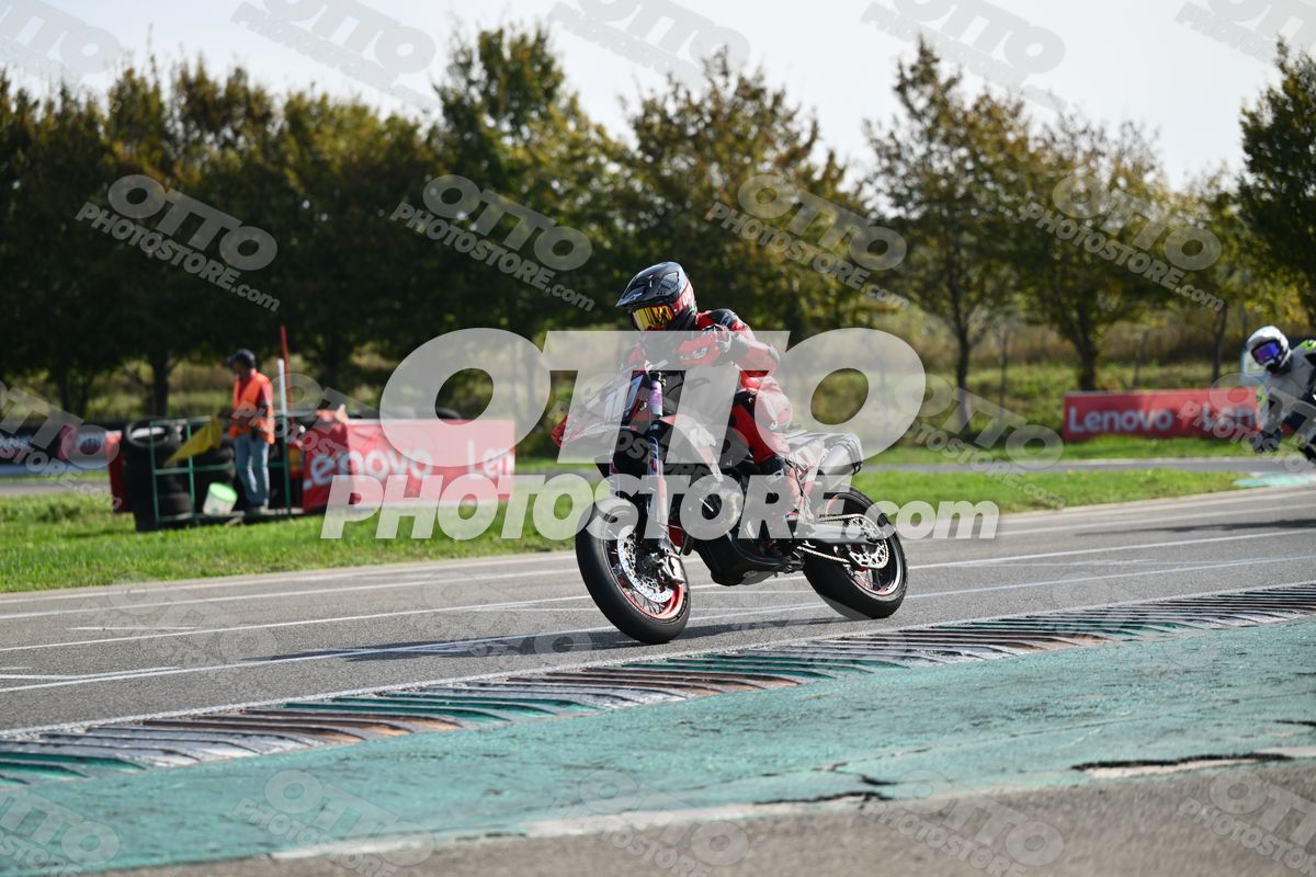 SUPERMOTO 117 · DSH_3537