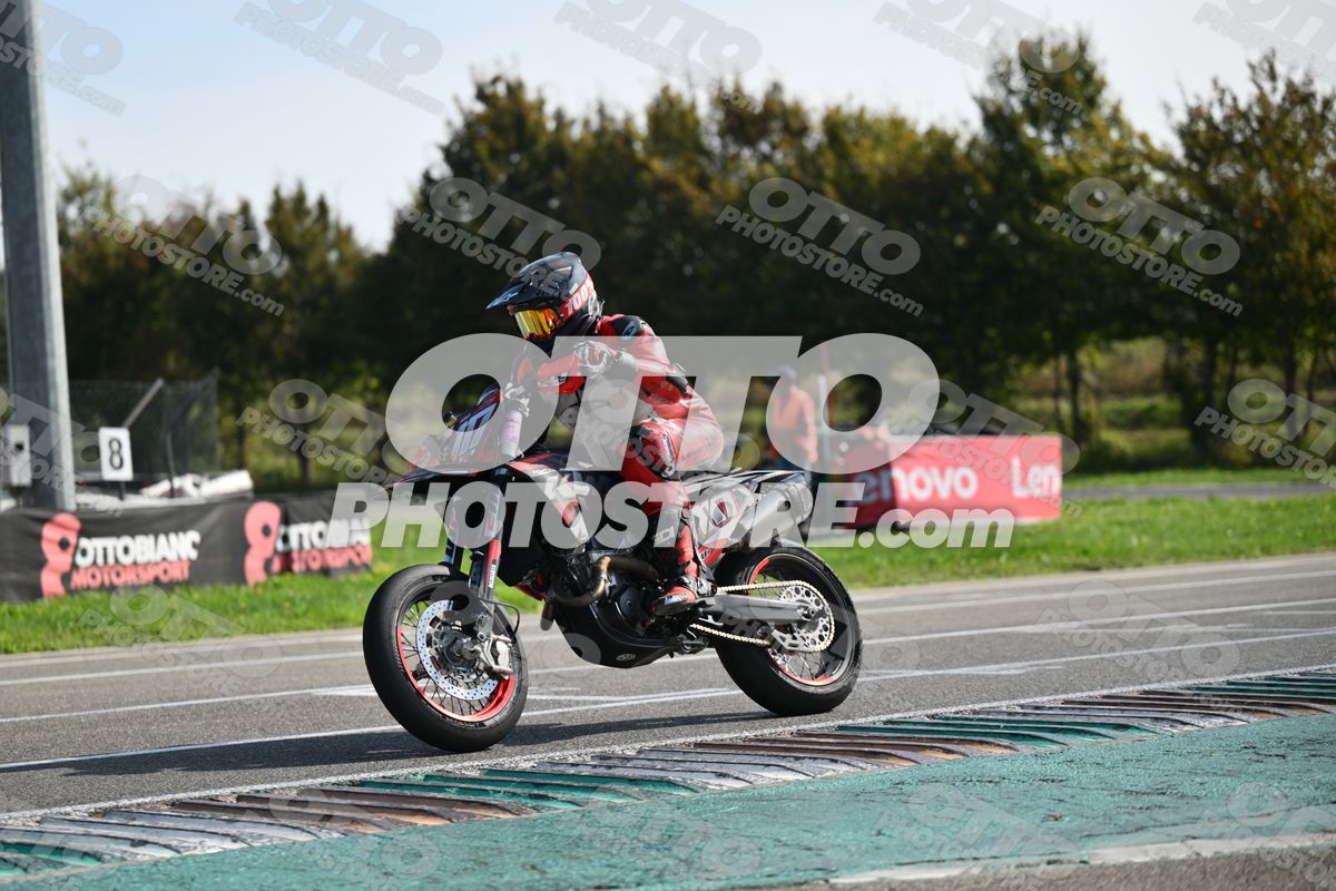 SUPERMOTO 117 · DSH_3539