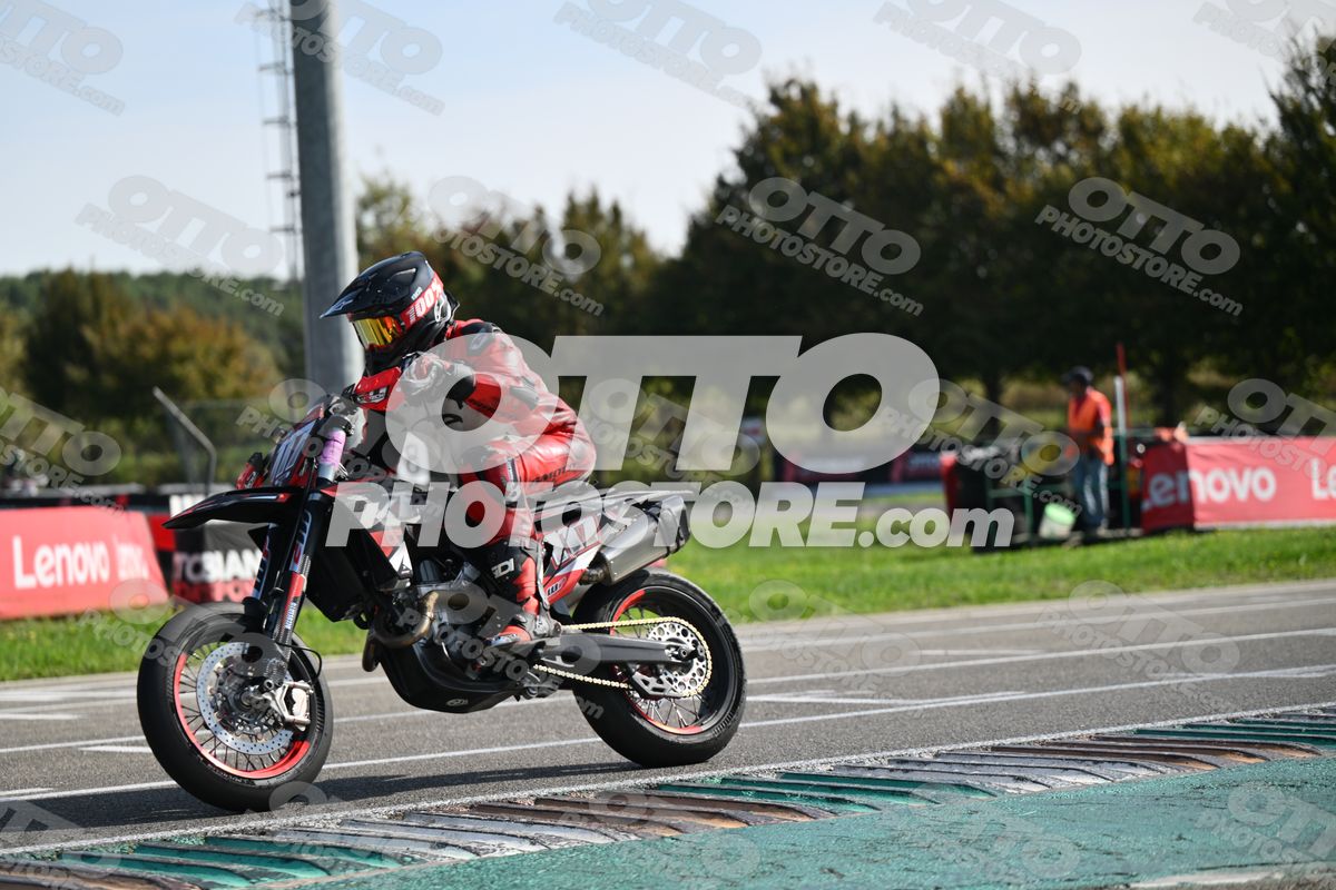 SUPERMOTO 117 · DSH_3540