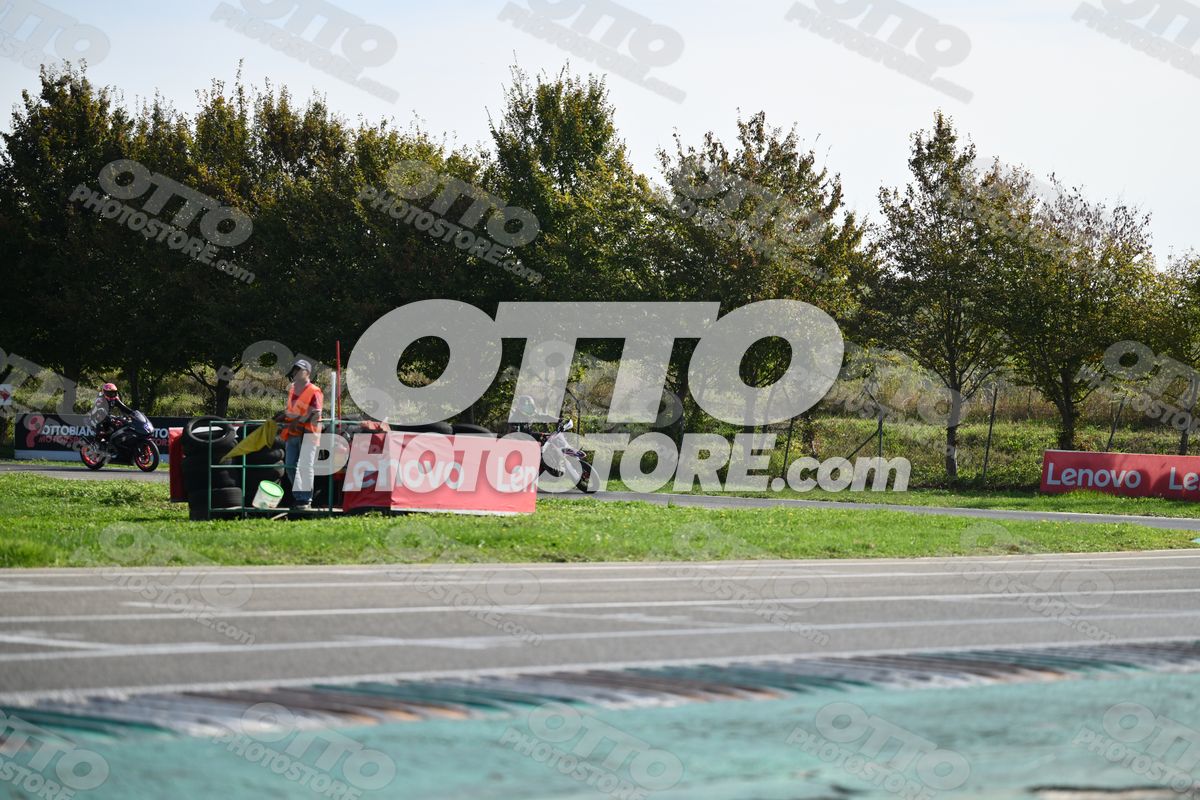 SUPERMOTO AV SUPERMOTO · DSH_3541