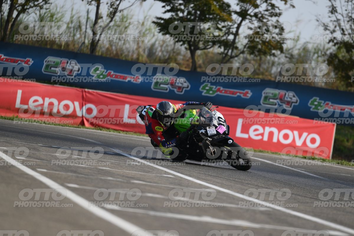 SUPERMOTO 10 · DSH_3545