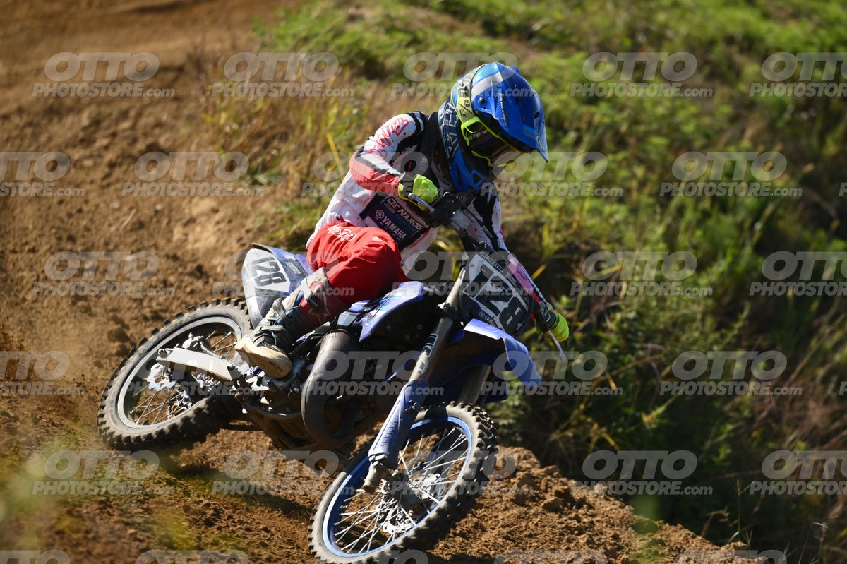128 · DSH_3546