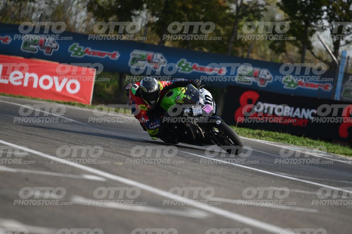 SUPERMOTO 10 · DSH_3548