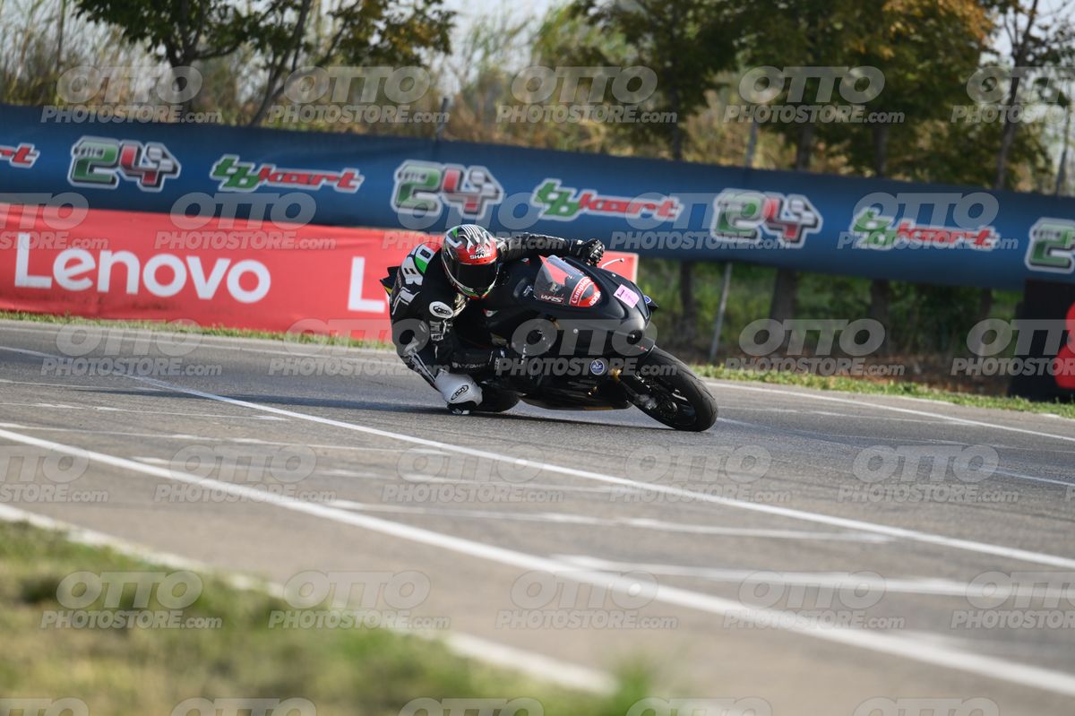 SUPERMOTO 68 · DSH_3562